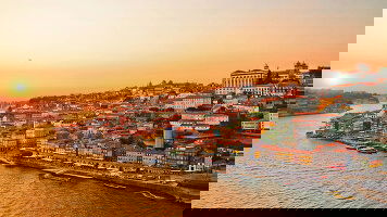 44 Day Wonders Of Western Europe (Oceania)