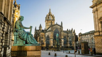 7 Day Independent Edinburgh & London City Stay (Globus)