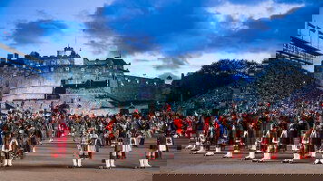 34 Day Jewels of Europe with Majestic Britain & Ireland and Edinburgh Military Tattoo (Scenic)