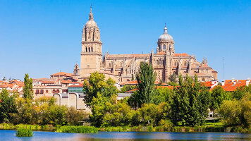 14 Day Lisbon to Barcelona & Secrets of the Douro (Emerald Cruises)
