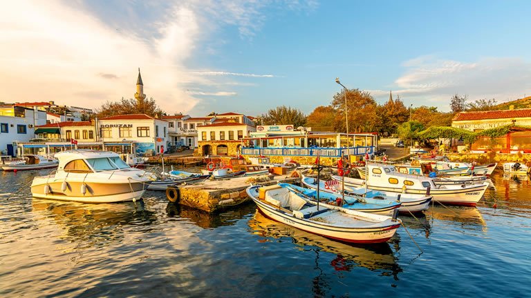 Antique Wonders of the Aegean