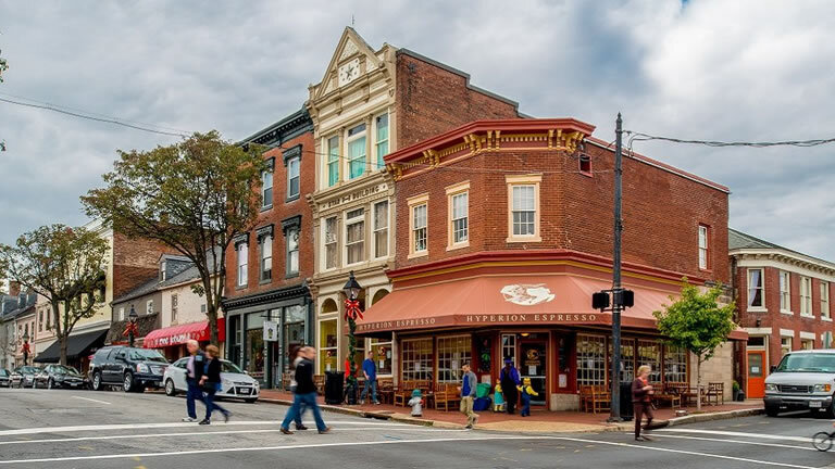 Untold Tales of Historic Trails with Extended Stay in New York City