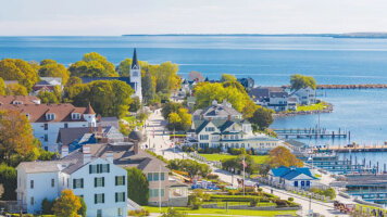 9 Day Mackinac Island & the Great Lakes (Globus)