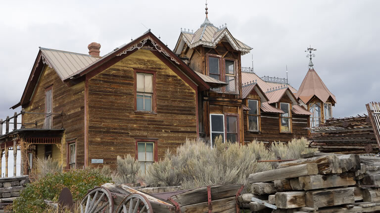 Sunny Days, Starry Nights: America's Rocky Mountains