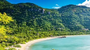 16 Day Ultimate Vietnam: Big Cities, Beaches & The Best Views Ever (G Adventures)
