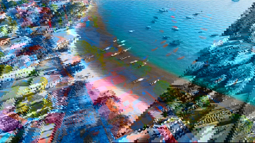 On Safari in Kenya & Tanzania with Nairobi & Zanzibar