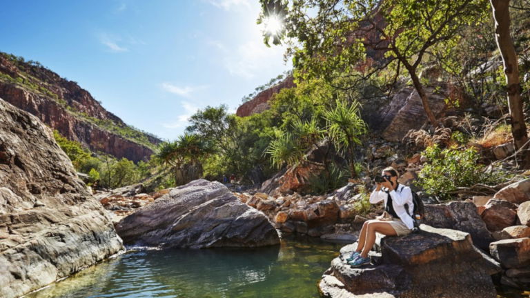 Exploring Emma Gorge with AAT Kings Exploring Emma Gorge with AAT Kings