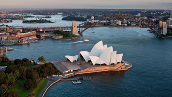 13 Day Icons of Australia (AAT Kings)