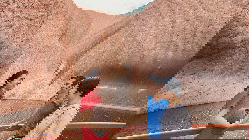 Uluru & Kata Tjuta Highlights (Budget) with BBQ Dinner