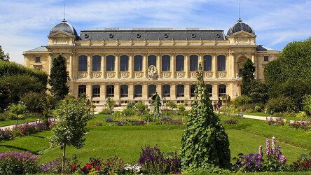 9 Day French Gardens: Paris & the Loire (Abercrombie & Kent)