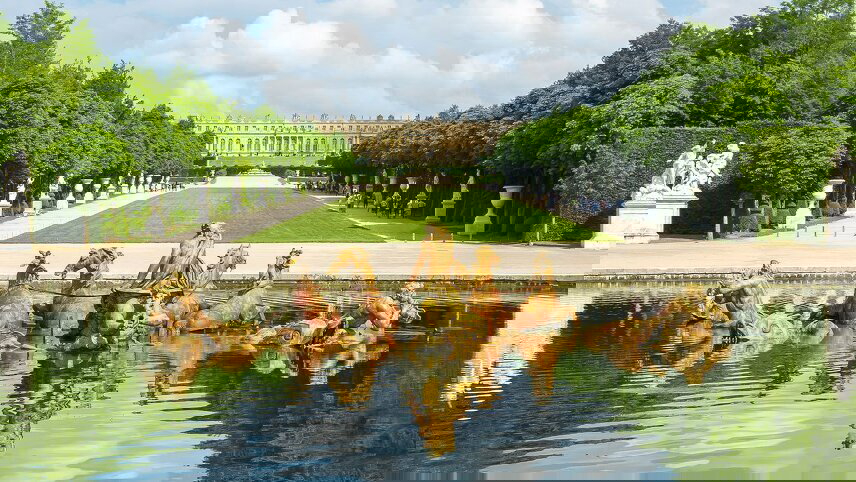 French Gardens: Paris & the Loire