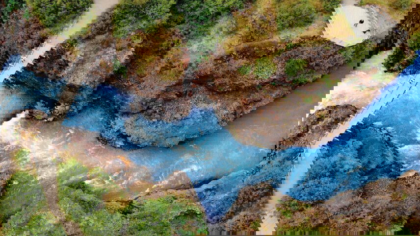 Iceland: Geysers & Glaciers