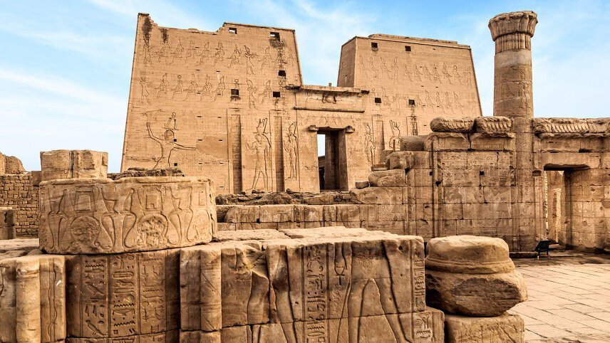 Petra to the Pyramids & a Nile Yacht Cruise