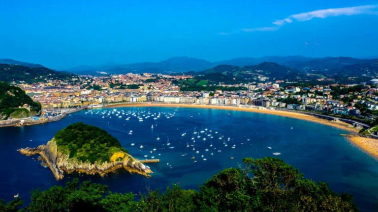San Sebastian Captured on Tour with Albatross Tours