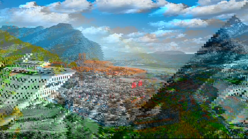 The Italian 'Grande'