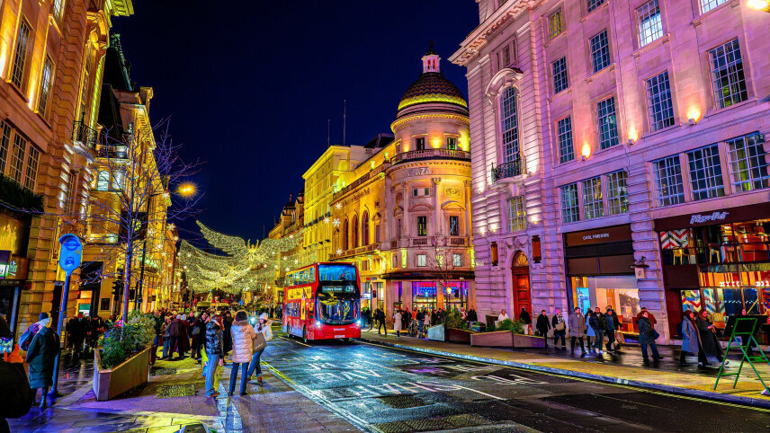 Christmas Lights & Castles of England