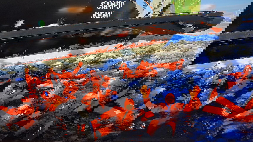 Northern Lights, Ice Hotels & Huskies