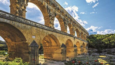 8 Day Treasures of Burgundy & Provence: Rhône & Saône (Amadeus)