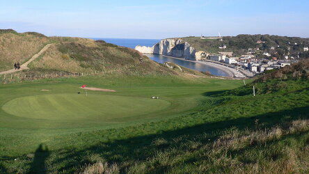 8 Day Golf Cruise on the Seine (Amadeus)