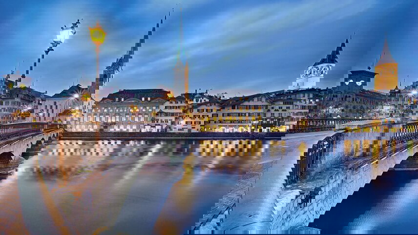 Rhine Castles & Swiss Alps with Amsterdam and Lake Como (Festive Delights)