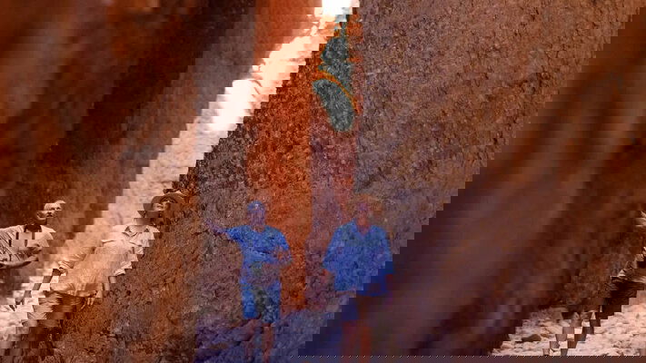 Australia Awaits. Discover it with APT.