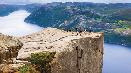 <a class="u-link" href="/cruises/norwegian-fjords">Majestic Norwegian Fjords</a>