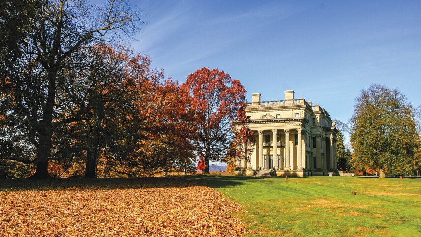 Mansions & Gardens of Canada & New England in Fall including Nova Scotia & the Hudson Valley