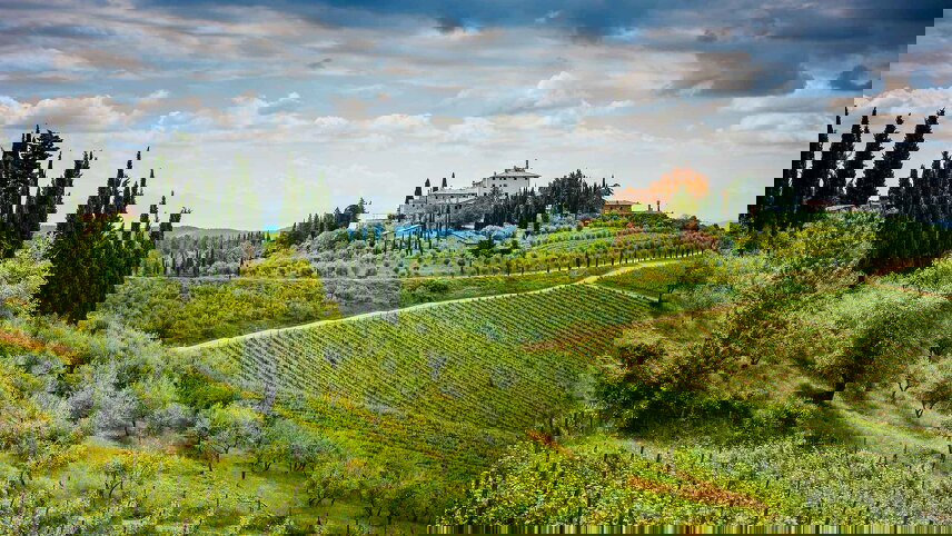 Renaissance Gardens of Italy by Canal Boat & Tuscan Landscapes