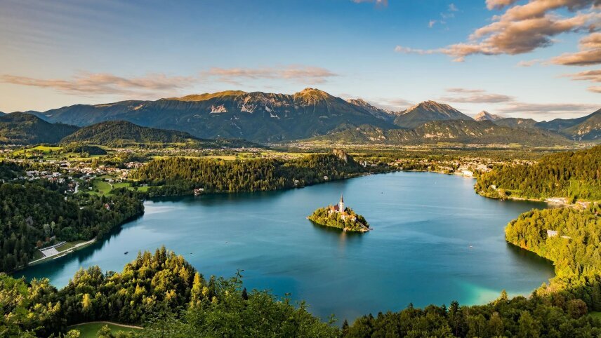 Jewels of Slovenia with Croatian Island Discovery