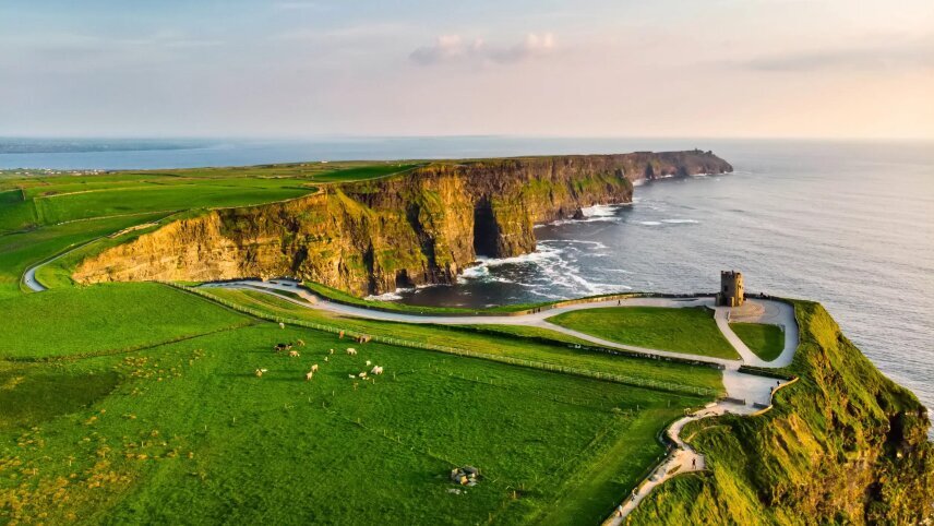 Emerald Ireland with Magnificent Europe