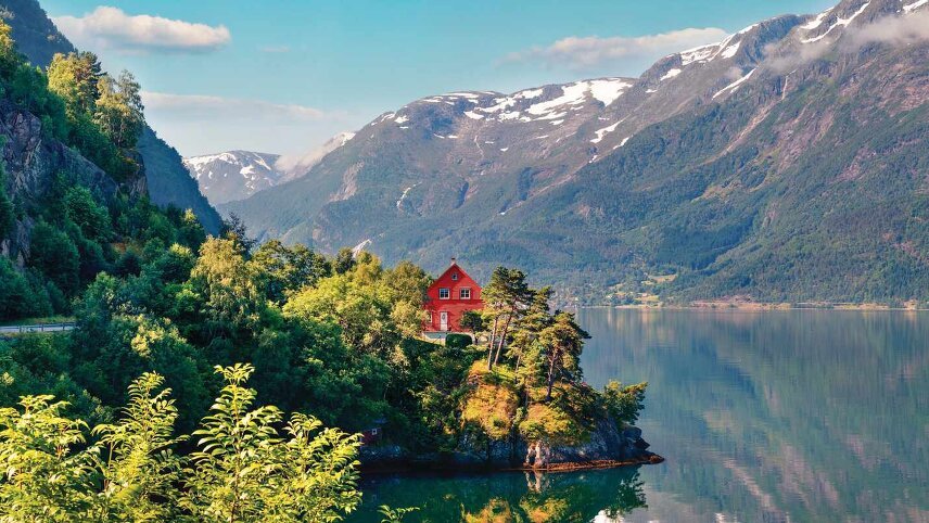 Wonders of Scandinavia with Magnificent Europe