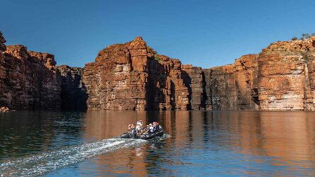 24 Day Kimberley Complete with Kimberley Coastal Expedition (Land in Reverse) (APT)