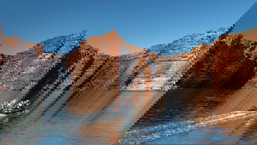 Kimberley Complete with Kimberley Coastal Expedition (Land in Reverse)