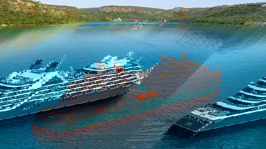 Kimberley Complete with Kimberley Coastal Expedition (Land in Reverse)