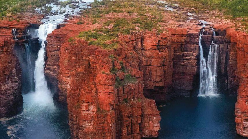 Kimberley Coastal Expedition with Essence of the Kimberley (Land in Reverse)