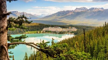 22 Day Rockies Odyssey and Alaska Cruise (APT)