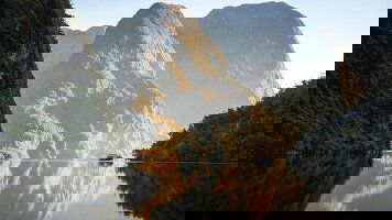 11 Day New Zealand Expedition Cruise (APT)