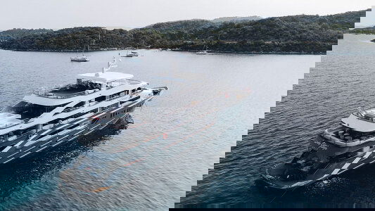 MV Lady Eleganza MV Lady Eleganza