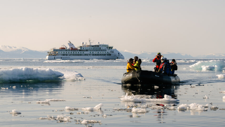 Jewels of the Arctic - Spitsbergen & East Greenland