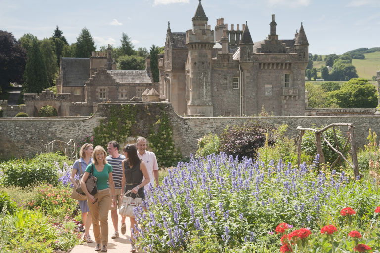 Abbotsford House with Back-Roads Touring Abbotsford House with Back-Roads Touring