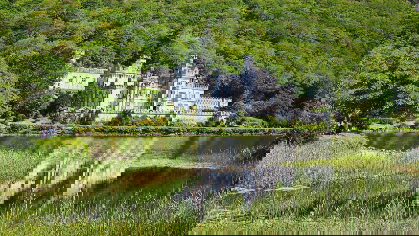 Irish Elegance (Small Group)