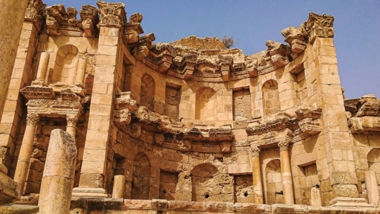 Discover awe inspiring monuments with Bunnik Discover awe inspiring monuments with Bunnik