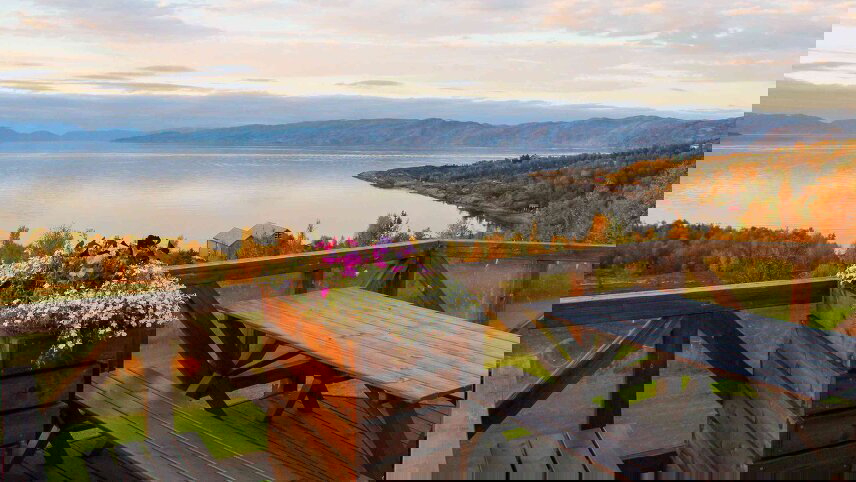 Scandinavian Discovery  - Autumn Colours & Northern Lights