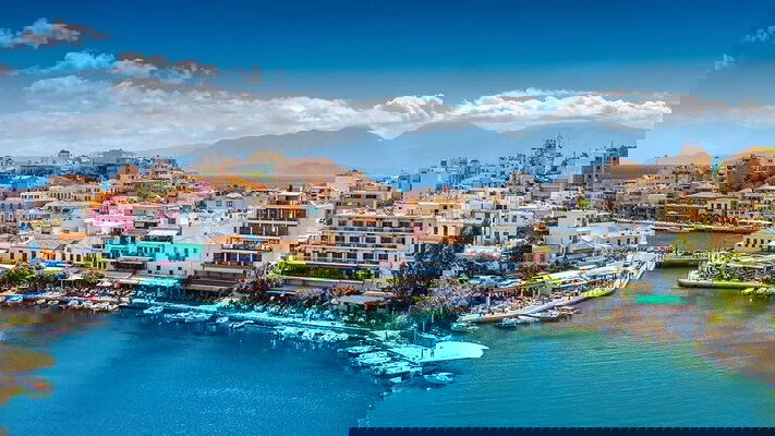 Destination Cruising