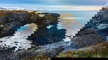 9 Day Iceland’s Midnight Sun: Glaciers, Geysers, and the Golden Circle (Collette)