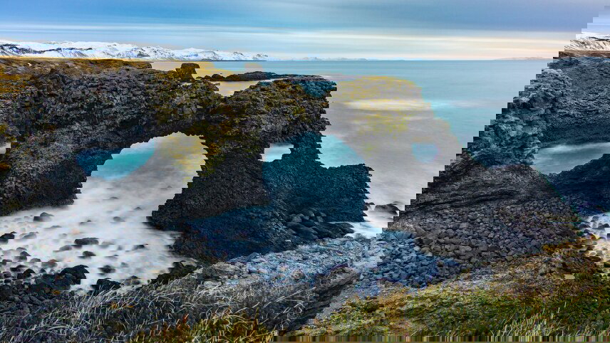 Iceland’s Midnight Sun: Glaciers, Geysers, and the Golden Circle