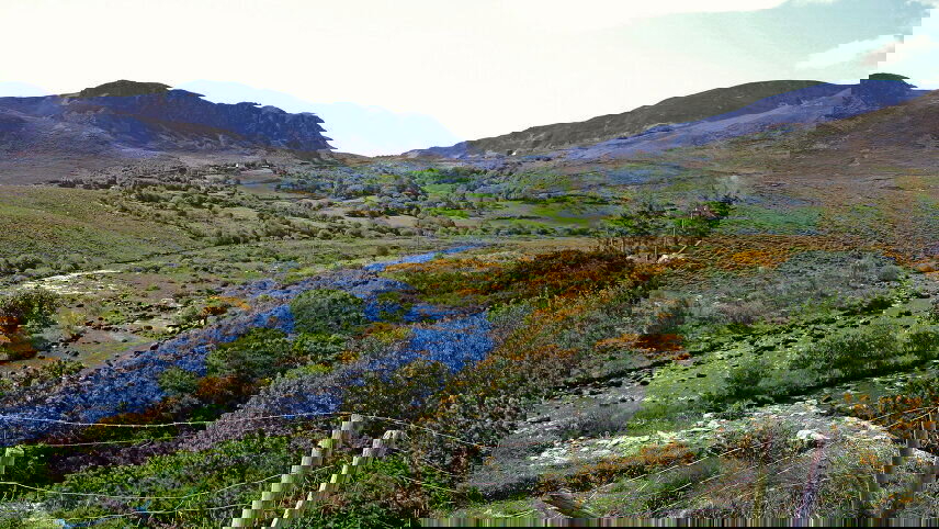 Exploring Britain and Ireland