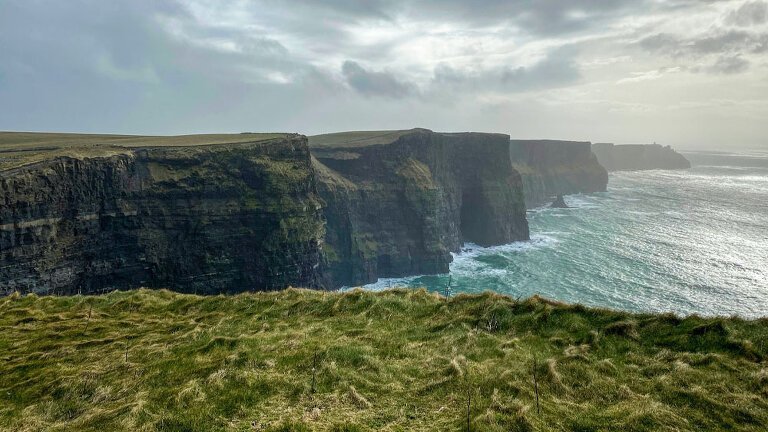 Shades of Ireland - Collette (12 Days From Dublin to Belfast)