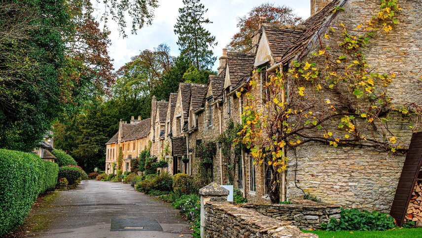 Shades of the English Countryside featuring London, Cornwall & Cotswolds
