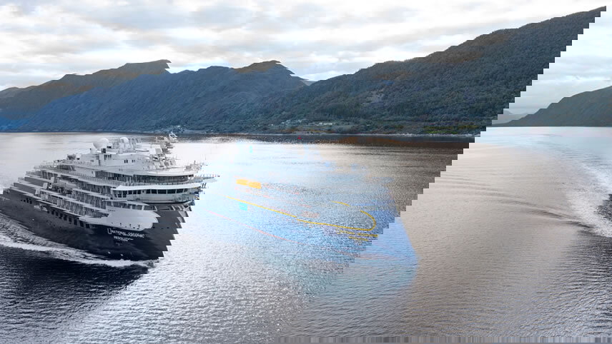 Journey to Antarctica: The White Continent